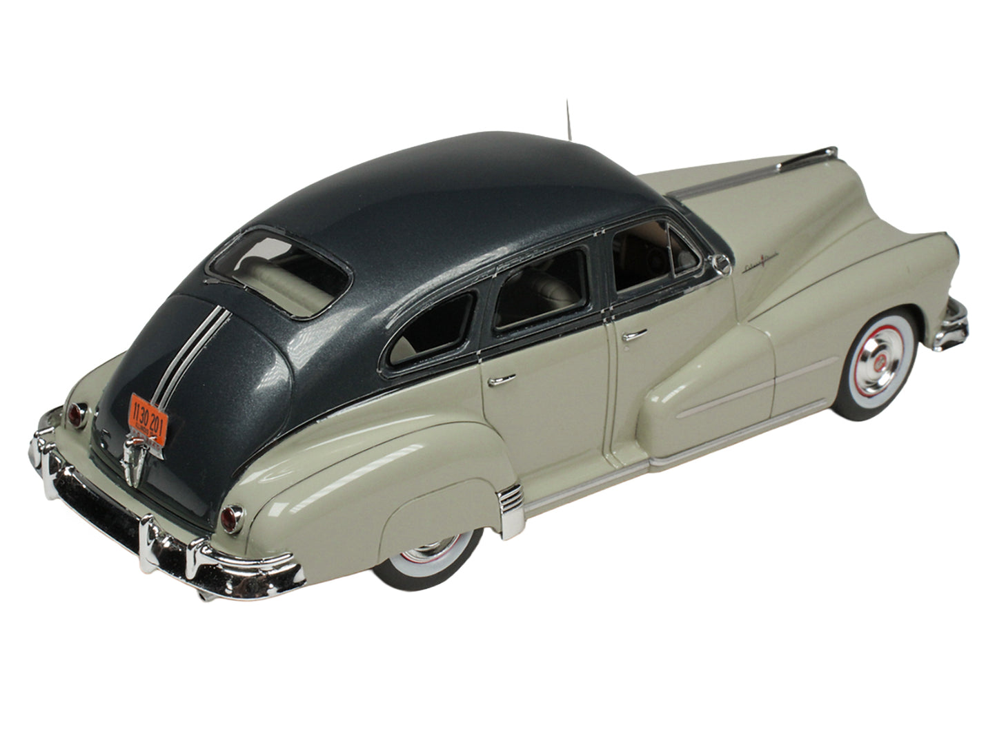 1948 Pontiac 4 Door Sedan Oyster Gray 2-Tone Limited Edition to 200 pieces Worldwide 1/43 Model Car by Goldvarg Collection