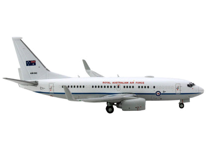 Boeing 737-700 Aircraft "Royal Australian Air Force" (A36-002) White with Blue Stripes "Gemini Macs" Series 1/400 Diecast Model Airplane by GeminiJets-DiecastModeler.com