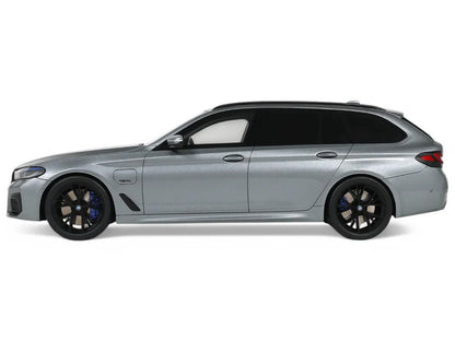2023 BMW 530E XDrive M Silver Metallic 1/18 Model Car by GT Spirit