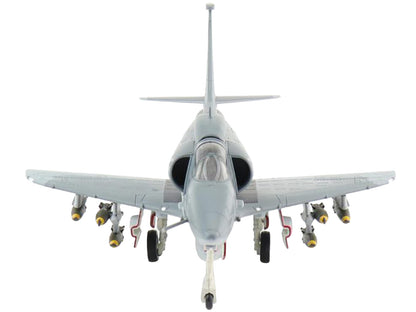 Douglas A-4F Skyhawk Attack Aircraft VMA-142 "Flying Gators" (1984) "Air Power Series" 1/72 Diecast Model by Hobby Master-DiecastModeler.com