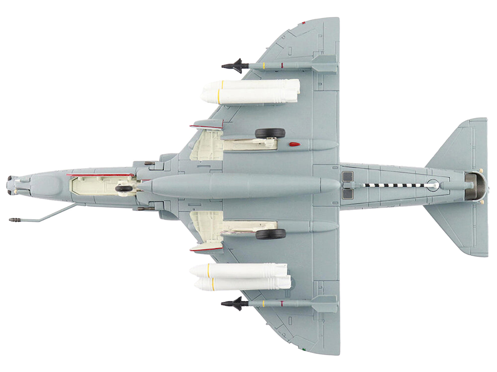 Douglas A-4M Skyhawk Aircraft "VMA-131 Diamondbacks" (1993) United States Marines "Air Power Series" 1/72 Diecast Model by Hobby Master-DiecastModeler.com