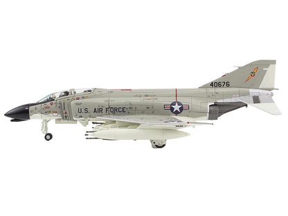 McDonnell Douglas F-4C Phantom II Fighter-Bomber Aircraft "45th TFS Ubon Thailand" (1965) United States Air Force "Air Power Series" 1/72 Diecast Model by Hobby Master-DiecastModeler.com