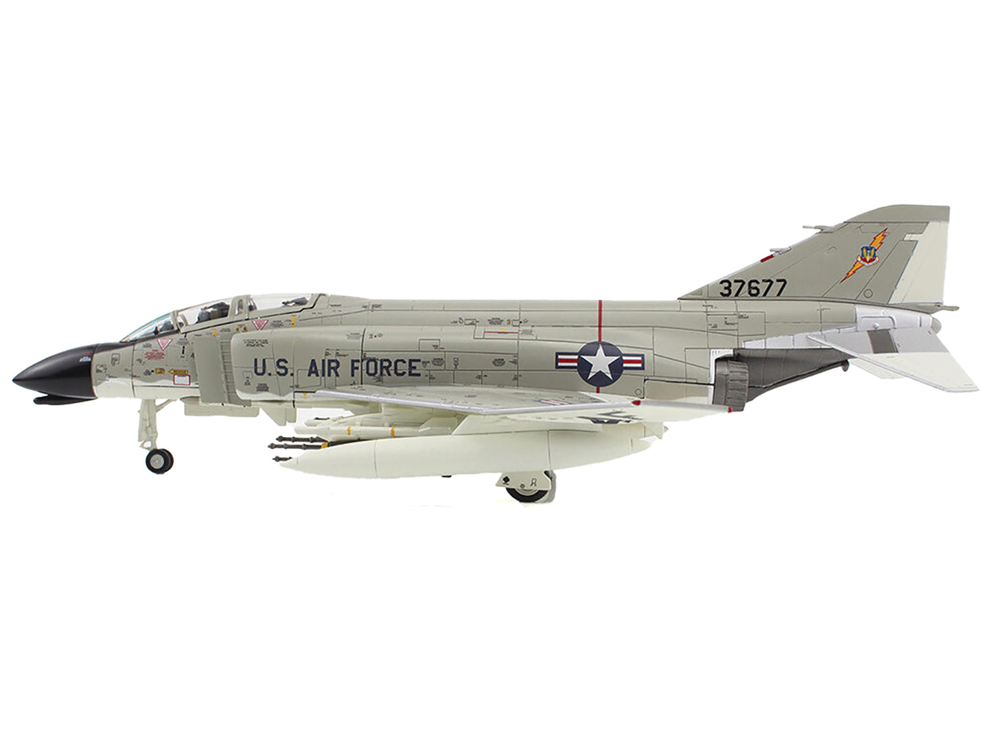 McDonnell Douglas F-4C Phantom II Fighter-Bomber Aircraft "433rd TFS 8th TFW Ubon Thailand" (1966) United States Air Force "Air Power Series" 1/72 Diecast Model by Hobby Master-DiecastModeler.com