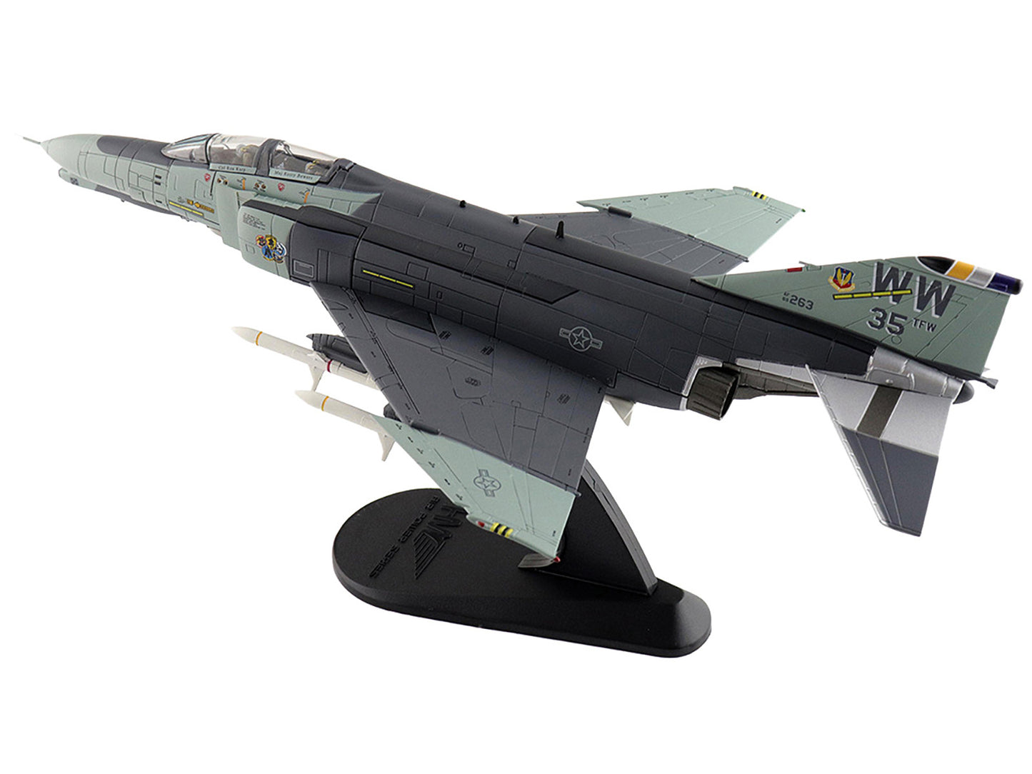 McDonnell Douglas F-4G Phantom II Fighter-Bomber Aircraft "Wild Weasels 69-7253 561st TFS 35th TFW George AFB" (1991) United States Air Force "Air Power Series" 1/72 Diecast Model by Hobby Master
