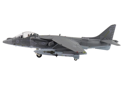 McDonnell Douglas AV-8B Plus Harrier II Aircraft "163879 VMA-211" (2013) United States Marine Corps "Air Power Series" 1/72 Diecast Model by Hobby Master
