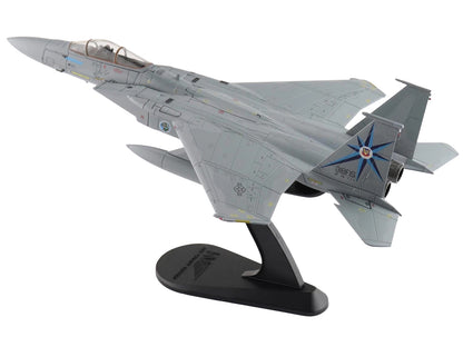 McDonnell Douglas F-15A Eagle Fighter Aircraft "76-0111 318th Fighter Interceptor Squadron" United States Air Force "Air Power Series" 1/72 Diecast Model by Hobby Master