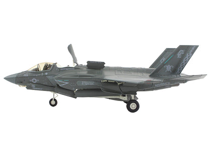 Lockheed Martin F-35B Lightning II Aircraft "VMFA-225 Vikings Yuma Marine Corps Air Station" (2023) United States Marine Corps "Air Power Series" 1/72 Diecast Model by Hobby Master-DiecastModeler.com
