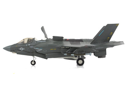 Lockheed F-35B Lightning II Aircraft (Beast Mode) "169623 VMFA-242 Bats Iwakuni Japan" (2024) United States Marine Corps "Air Power Series" 1/72 Diecast Model by Hobby Master-DiecastModeler.com