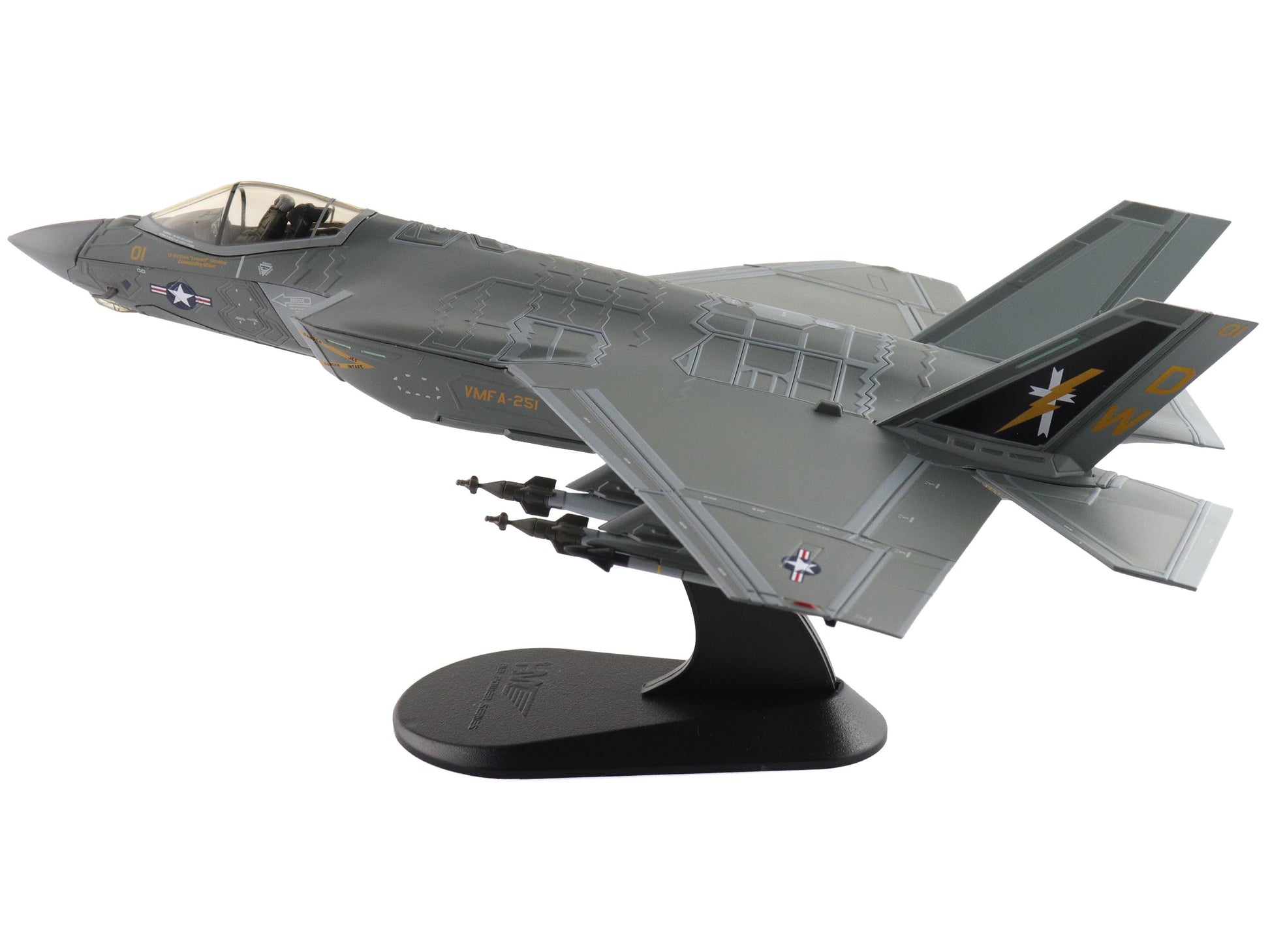 Lockheed F-35C Lightning II Aircraft "VMFA-251" (2024) United States Marine Corps "Air Power Series" 1/72 Diecast Model by Hobby Master-DiecastModeler.com
