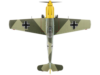 Messerschmitt Bf 109E-3 Fighter Aircraft "White 4 Unteroffizier Horst Perez 4/JG 26" (1940) German Luftwaffe "Air Power Series" 1/48 Diecast Model by Hobby Master