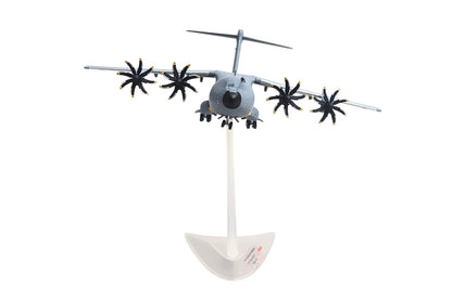 Airbus A400M Atlas Transport Aircraft "20th Squadron 15th Wing Melsbroek Air Base" Belgian Air Component 1/200 Diecast Model Airplane by Herpa