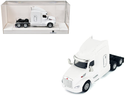 Peterbilt 579 Sleeper Cab White 1/87 (HO) Plastic Model Car by HO Logistics