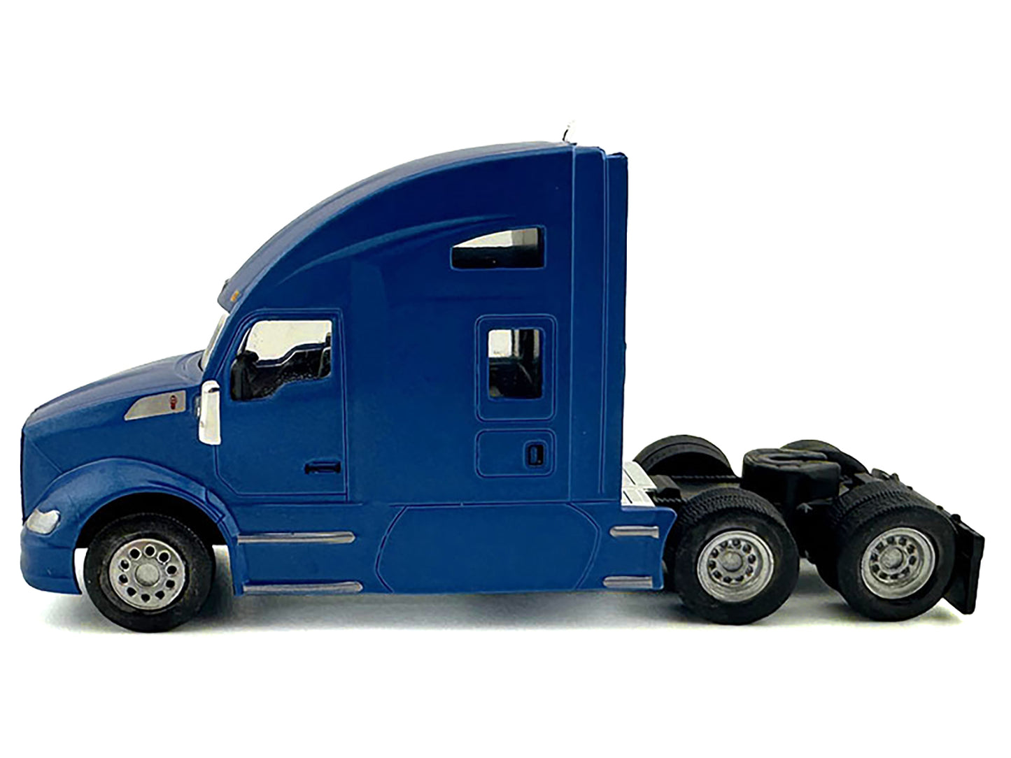 Kenworth T680 Sleeper Cab Blue Metallic 1/87 (HO) Plastic Model Car by HO Logistics-DiecastModeler.com