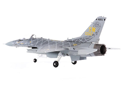 Lockheed Martin F-16C Fighting Falcon Fighter Aircraft "Viper Demo Team" (2021) United States Air Force 1/144 Diecast Model by JC Wings-DiecastModeler.com