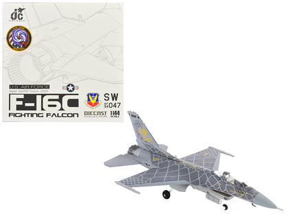Lockheed Martin F-16C Fighting Falcon Fighter Aircraft "Viper Demo Team" (2021) United States Air Force 1/144 Diecast Model by JC Wings-DiecastModeler.com