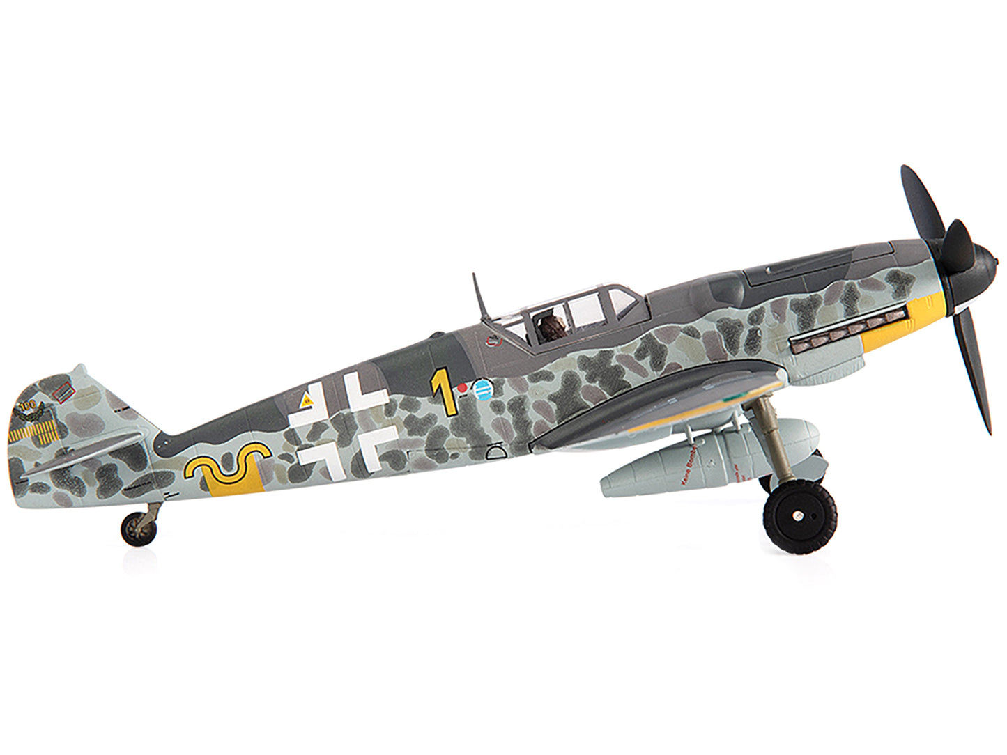Messerschmitt Luftwaffe BF 109G-6 Fighter Plane "Jagdgeschwader 52 Eastern Front 1943 Erich Hartmann" with Display Stand Limited Edition to 600 pieces Worldwide 1/72 Diecast Model by JC Wings-DiecastModeler.com