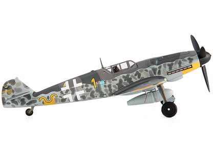 Messerschmitt Luftwaffe BF 109G-6 Fighter Plane "Jagdgeschwader 52 Eastern Front 1943 Erich Hartmann" with Display Stand Limited Edition to 600 pieces Worldwide 1/72 Diecast Model by JC Wings-DiecastModeler.com