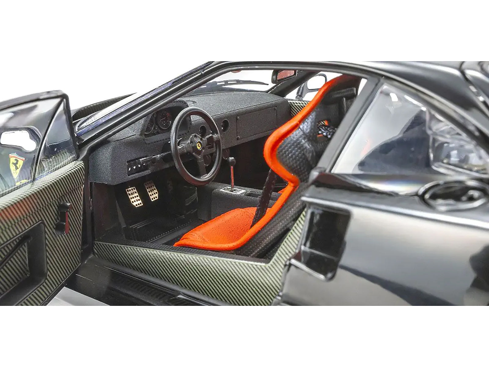 Ferrari F40 Black 1/18 Diecast Model Car by Kyosho-DiecastModeler.com