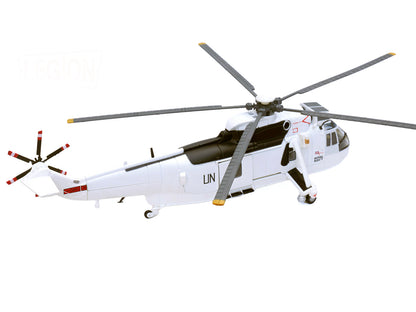 Westland Sea King HC.4 Helicopter "White Livery 845 Naval Air Squadron United Nations Protection Force Bosnia/Croatia" (1995) British Royal Navy 1/72 Diecast Model by Legion-DiecastModeler.com