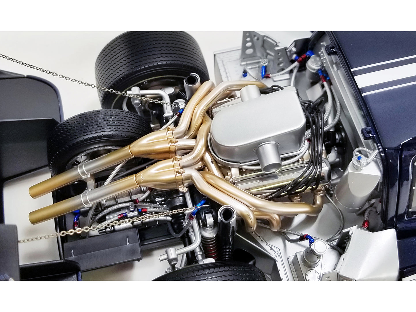 Ford GT40 MKIV #4 Denny Hulme - Lloyd Ruby "Holman & Moody" "24 Hours of Le Mans" (1967) "Masterpiece Collection" 1/12 Diecast Model Car by ACME-DiecastModeler.com