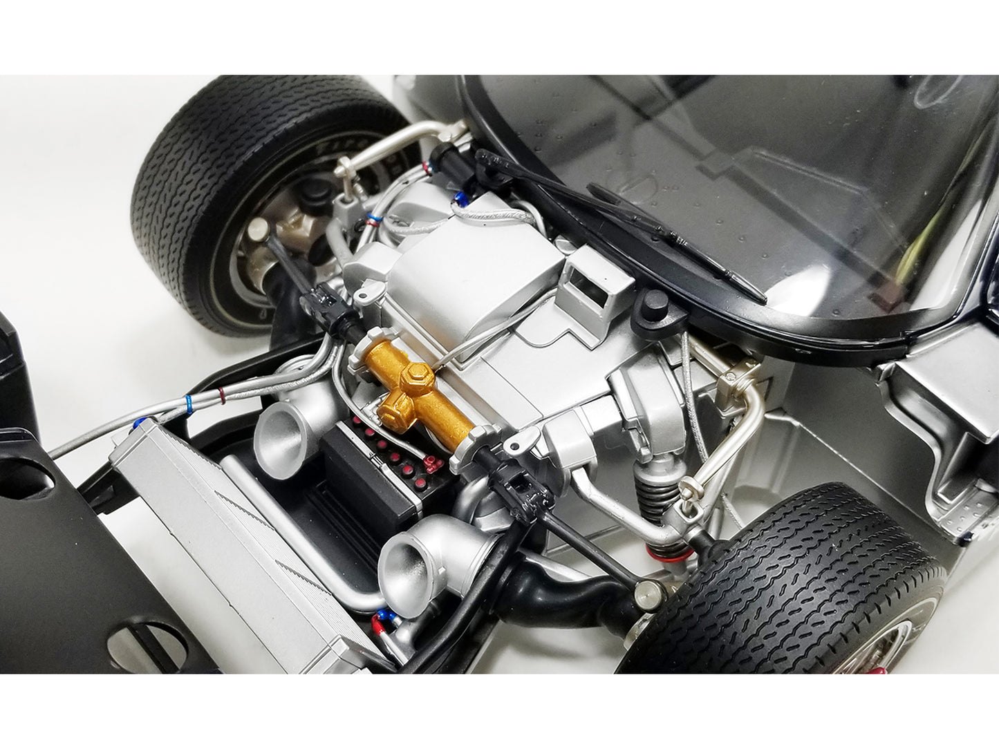 Ford GT40 MKIV #4 Denny Hulme - Lloyd Ruby "Holman & Moody" "24 Hours of Le Mans" (1967) "Masterpiece Collection" 1/12 Diecast Model Car by ACME