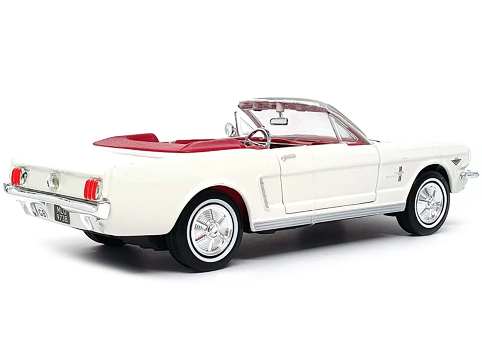 1964 1/2 Ford Mustang Convertible White with Red Interior James Bond 007 "Goldfinger" (1964) Movie "James Bond Collection" Series 1/24 Diecast Model Car by Motormax-DiecastModeler.com