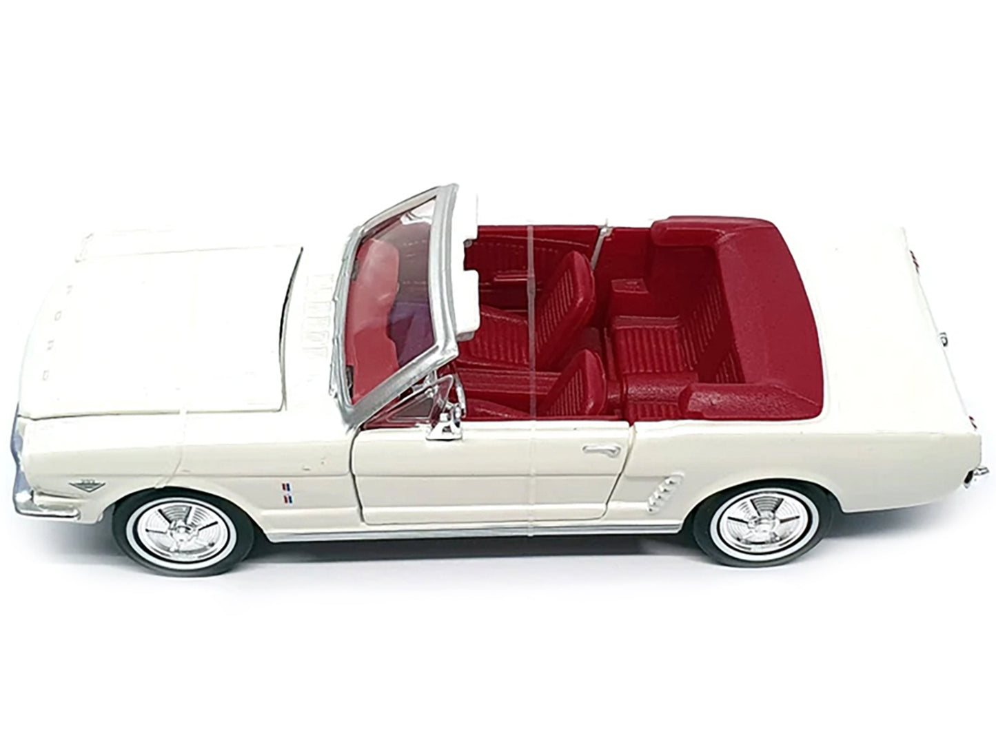 1964 1/2 Ford Mustang Convertible White with Red Interior James Bond 007 "Goldfinger" (1964) Movie "James Bond Collection" Series 1/24 Diecast Model Car by Motormax-DiecastModeler.com