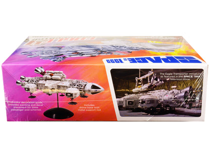 Skill 2 Eagle 4 Transporter "Space: 1999" (1975-1977) TV Show Model Kit  1/72 Scale Model by MPC-DiecastModeler.com