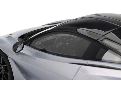 McLaren 750S Ice Silver Metallic with Black Top 1/18 Model Car by Top Speed