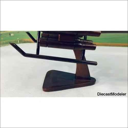 AH-64 Apache Helicopter Model Desk top model/display-DiecastModeler.com