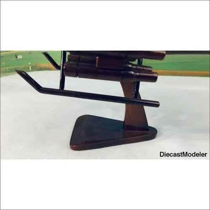 AH-64 Apache Helicopter Model Desk top model/display-DiecastModeler.com