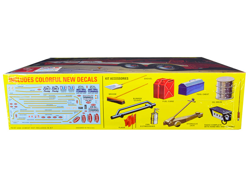 Skill 3 Model Kit Peterbilt Wrecker Tow Truck 1/25 Scale Model by AMT