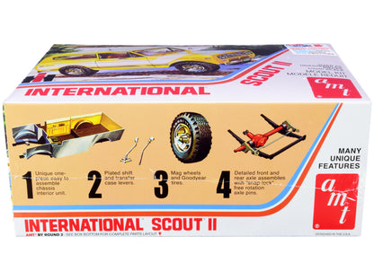 Skill 2 Model Kit IH International Harvester Scout II 1/25 Scale Model by AMT
