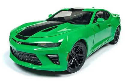 AW - Muscle Cars USA | 2017 Chevy® Camaro® SS™ Hard Top - 1:18-DiecastModeler.com