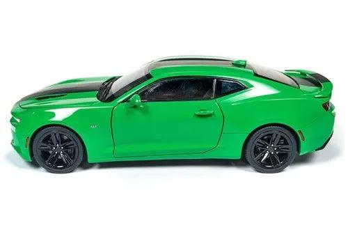 AW - Muscle Cars USA | 2017 Chevy® Camaro® SS™ Hard Top - 1:18-DiecastModeler.com