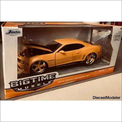 Bigtime Muscle - 2010 Chevy Camaro SS Bumble Bee Hard Top 1:24-DiecastModeler.com