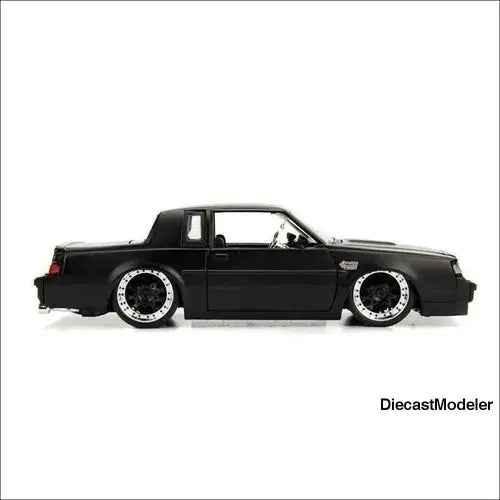 Bigtime Muscles Buick Grand National Hard Top (1987, 1/24 scale Black-Not-Boxed)-DiecastModeler.com