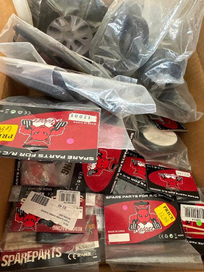 Bundle of Redcat racing parts - New-DiecastModeler.com
