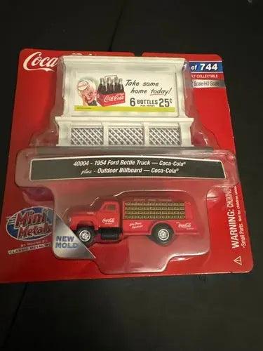 CMW 1954 Ford Bottle Truck with Billboard (Coca-Cola) 1:87 HO Scale-DiecastModeler.com