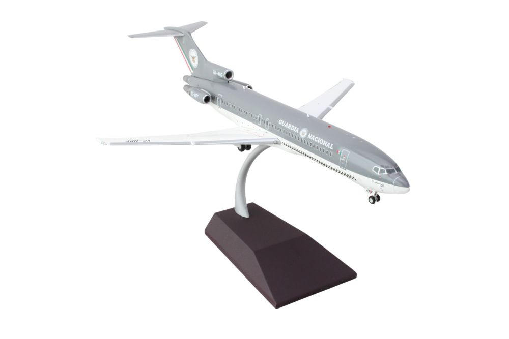 Boeing 727-200 Commercial Aircraft "Guardia Nacional (Mexican National Guard)" (XC-NPF) Gray and White "Gemini 200" Series 1/200 Diecast Model Airplane by GeminiJets-DiecastModeler.com