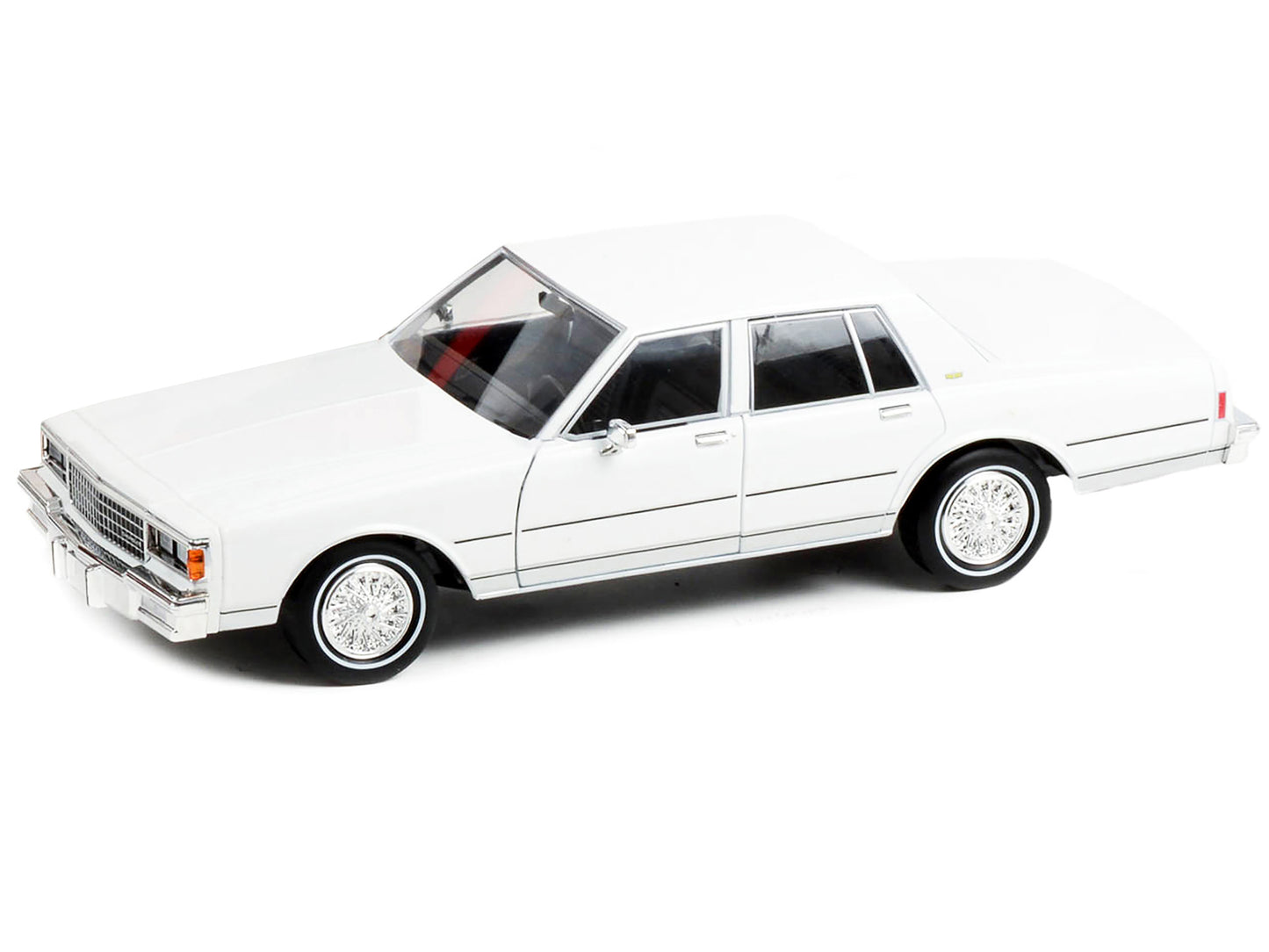 1980 Chevrolet Caprice Classic White "The A-Team" (1983-1987) TV Series "Artisan Collection" 1/18 Diecast Model Car by Greenlight