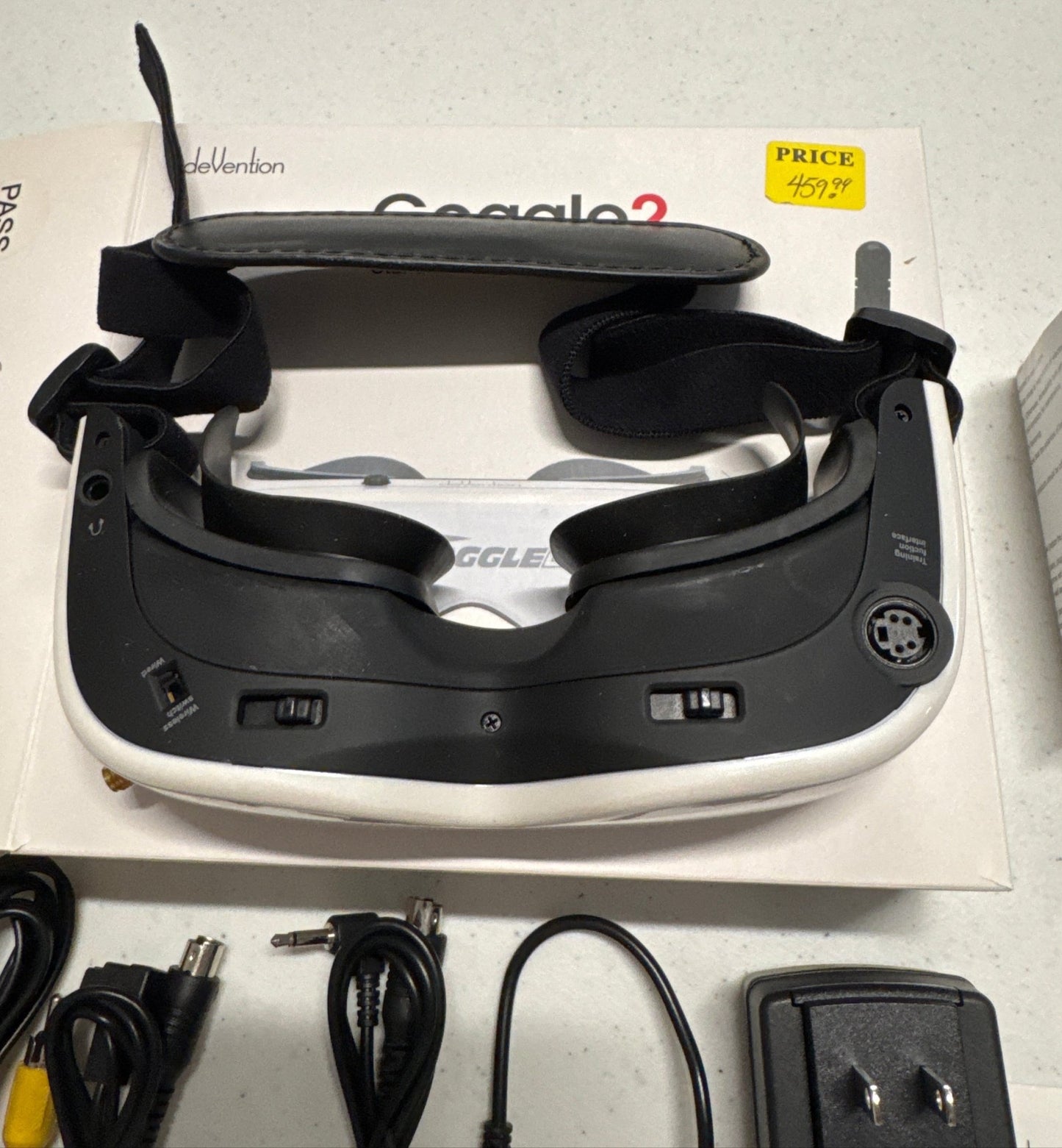 Goggle2 by Devention - standard AV signal output end-DiecastModeler.com