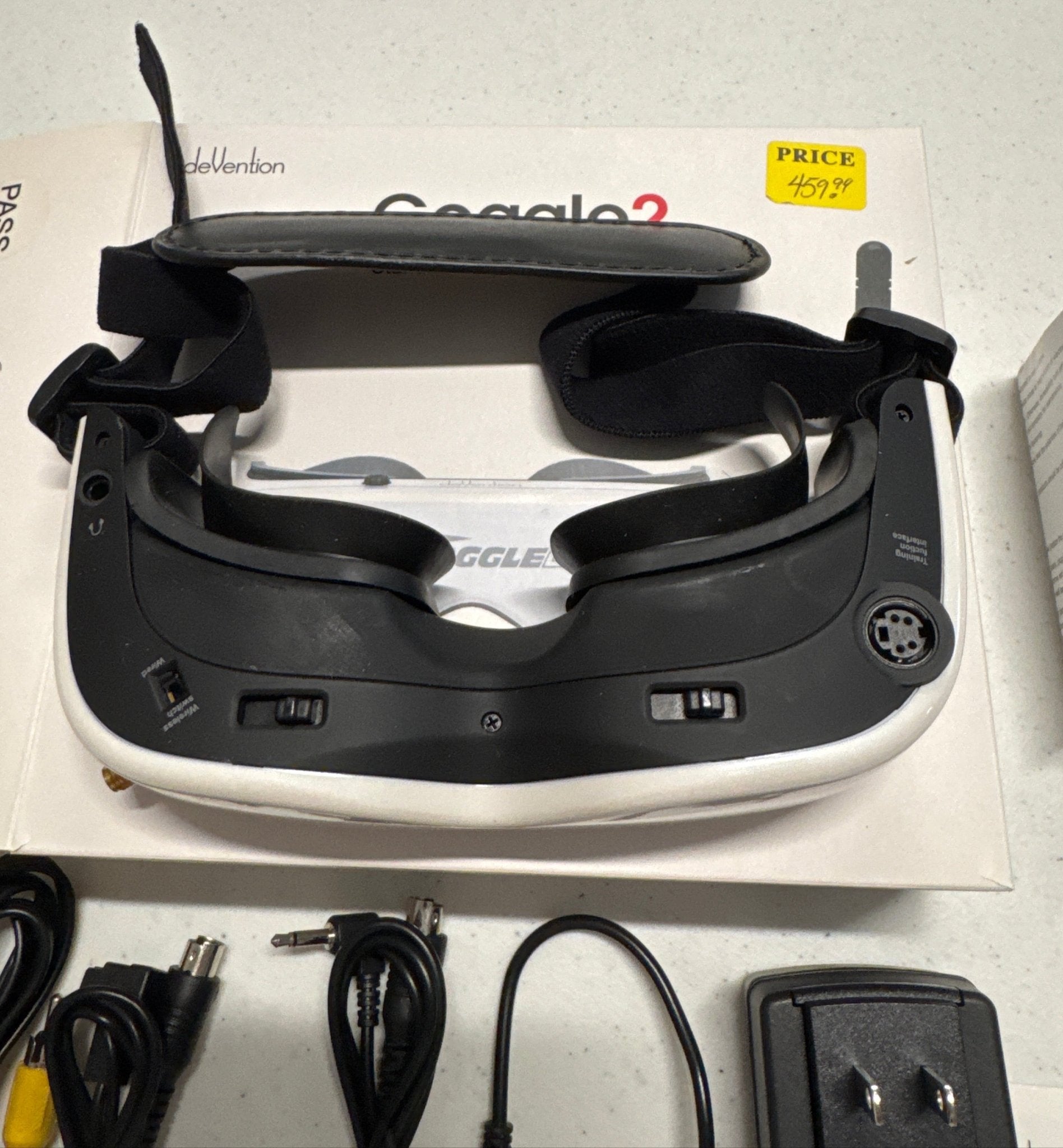 Goggle2 by Devention - standard AV signal output end-DiecastModeler.com