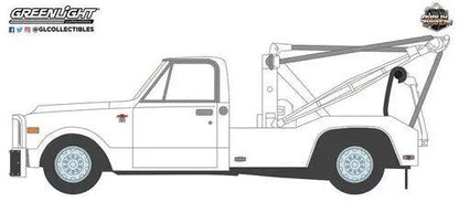 Greenlight - 1968 Chevrolet C-30 Dually Wrecker - White -1:64 diecast-DiecastModeler.com