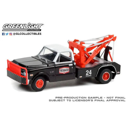 Greenlight - 1970 Chevrolet C-30 Dually Wrecker - Texaco 24 Hour Road Service -1:64 diecast-DiecastModeler.com