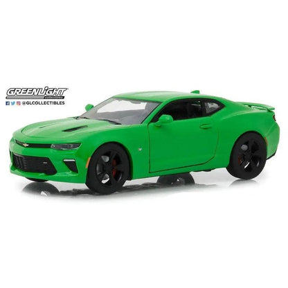 Greenlight - 2017 Chevrolet® Camaro® SS™ Hard Top. 1:24 scale diecast collectible model car-DiecastModeler.com