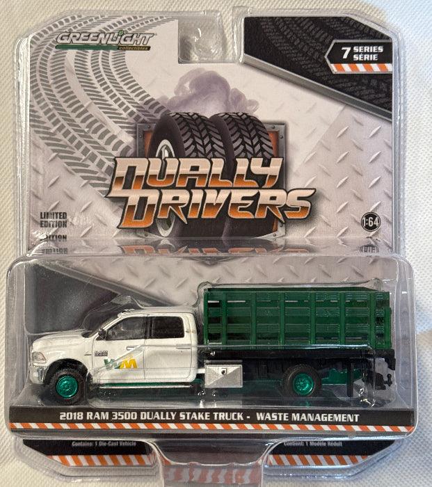 Greenlight - 2018 Ram 3500 Dually Stake Truck - Waste Management -1:64 diecast (GREEN)-DiecastModeler.com