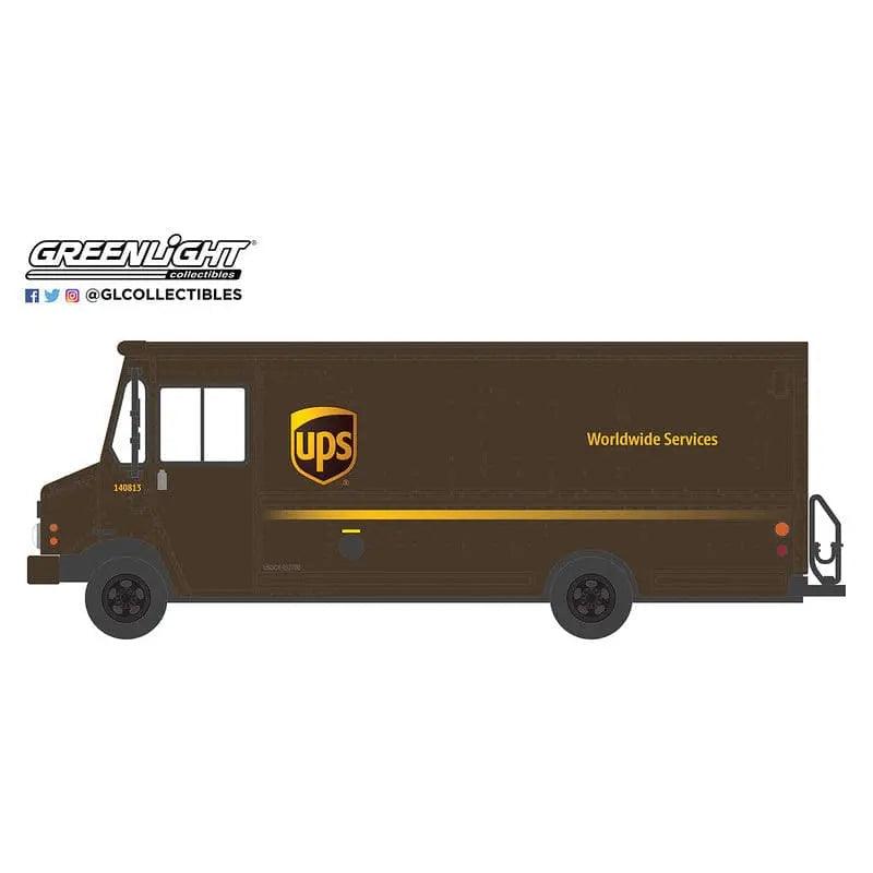 Greenlight HD Truck Series 17 - 1/64 Scale UPS 2019 Package Truck-DiecastModeler.com