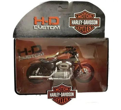 HARLEY-DAVIDSON - 2007 XL 1200N Nightster - Series 31 #31360 1/18-DiecastModeler.com