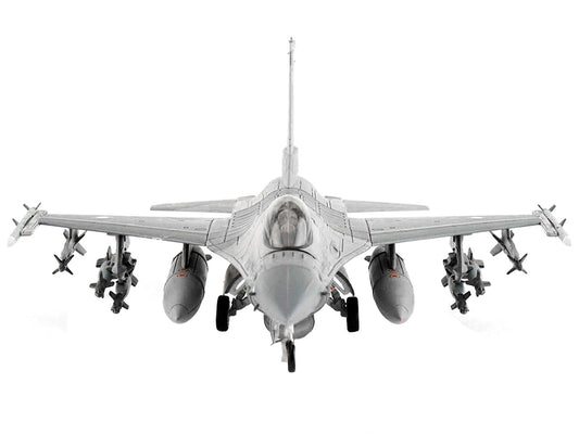 Lockheed Martin F-16AM Fighting Falcon Fighter Aircraft "92731 Mig-21 Killer Pakistan Air Force" (2019) "Air Power Series" 1/72 Diecast Model by Hobby Master-DiecastModeler.com